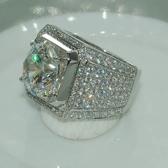 Classic Men's Silver Diamond Pavé Ring Sz 11